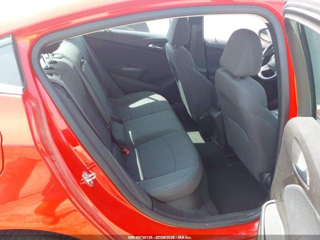 2017 CHEVROLET CRUZE LT AUTO 8