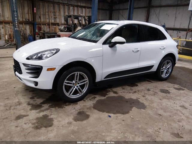 2018 PORSCHE MACAN 2