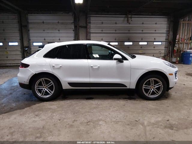 2018 PORSCHE MACAN 13