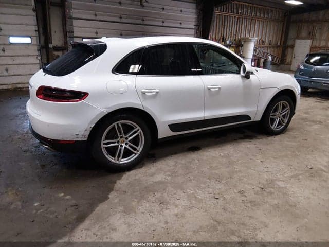 2018 PORSCHE MACAN 4