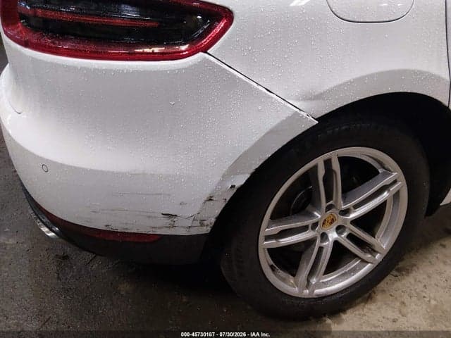 2018 PORSCHE MACAN 6