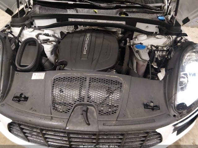 2018 PORSCHE MACAN 10