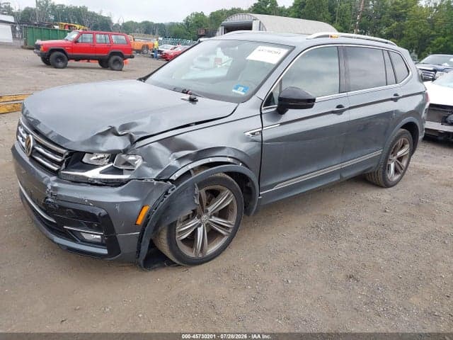 2018 VOLKSWAGEN TIGUAN 2.0T SE/2.0T SEL 2