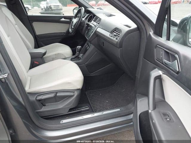 2018 VOLKSWAGEN TIGUAN 2.0T SE/2.0T SEL 5