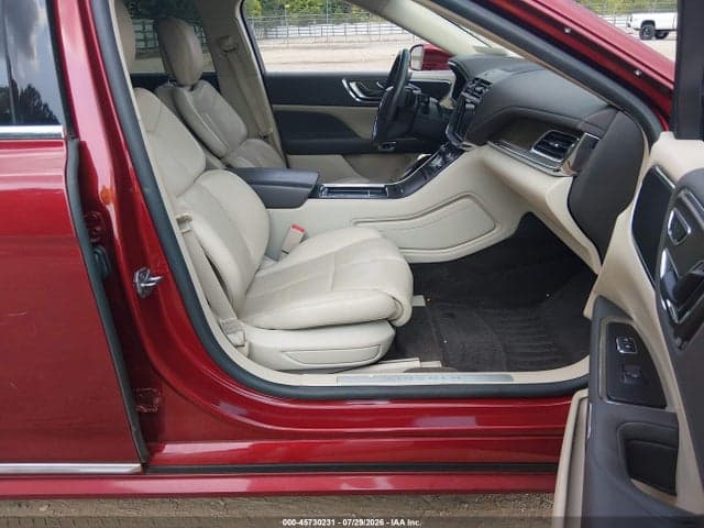 2017 LINCOLN CONTINENTAL SELECT 5