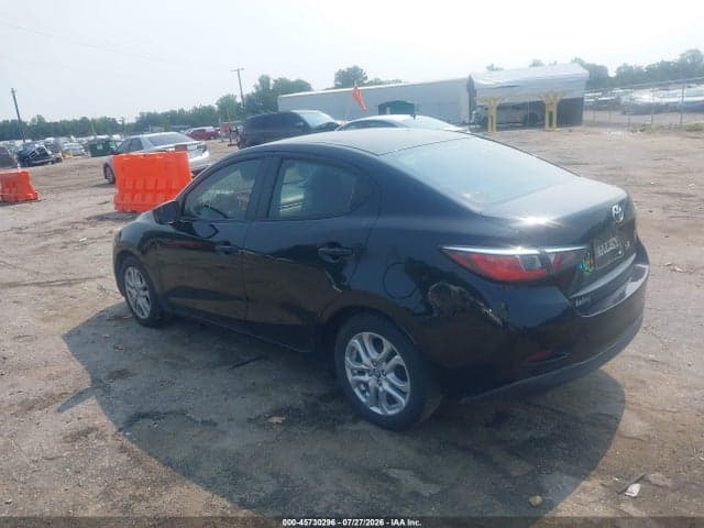 2017 TOYOTA YARIS IA 3