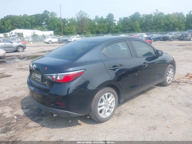 2017 TOYOTA YARIS IA 4