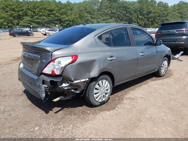 2017 NISSAN VERSA 1.6 SV 4