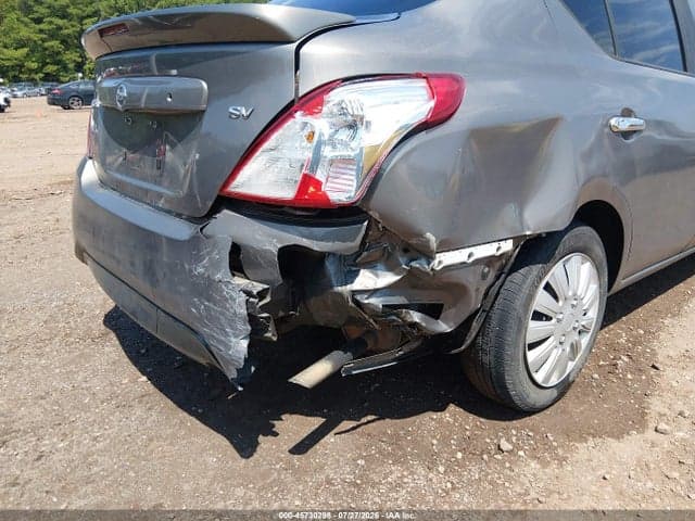 2017 NISSAN VERSA 1.6 SV 6
