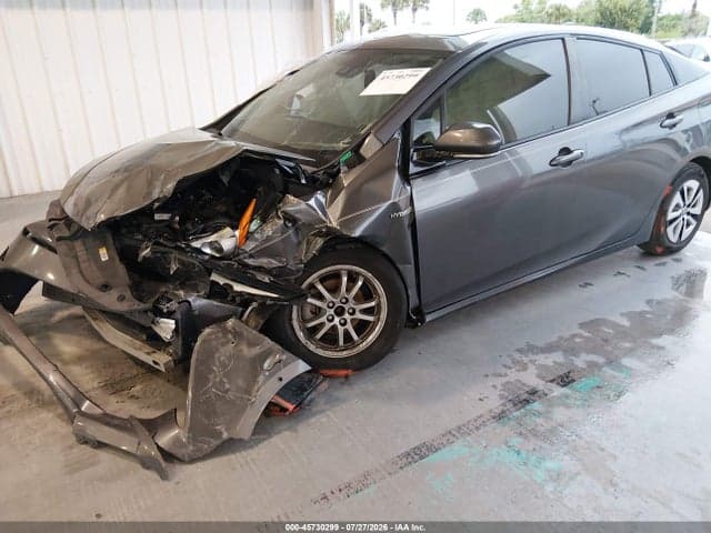 2017 TOYOTA PRIUS THREE 2