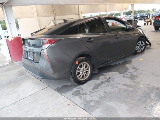 2017 TOYOTA PRIUS THREE 4