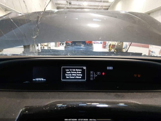 2017 TOYOTA PRIUS THREE 7