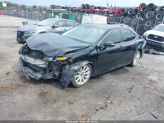 2019 TOYOTA CAMRY LE 2