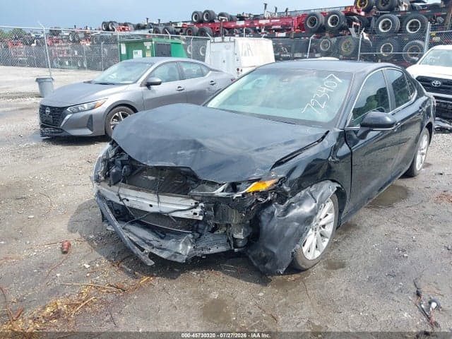 2019 TOYOTA CAMRY LE 6