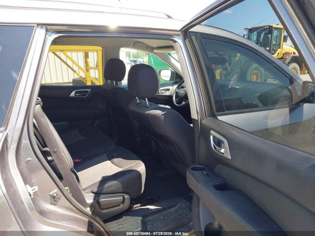 2017 NISSAN PATHFINDER SV 8