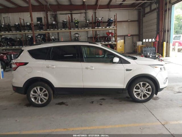 2018 FORD ESCAPE SE 13