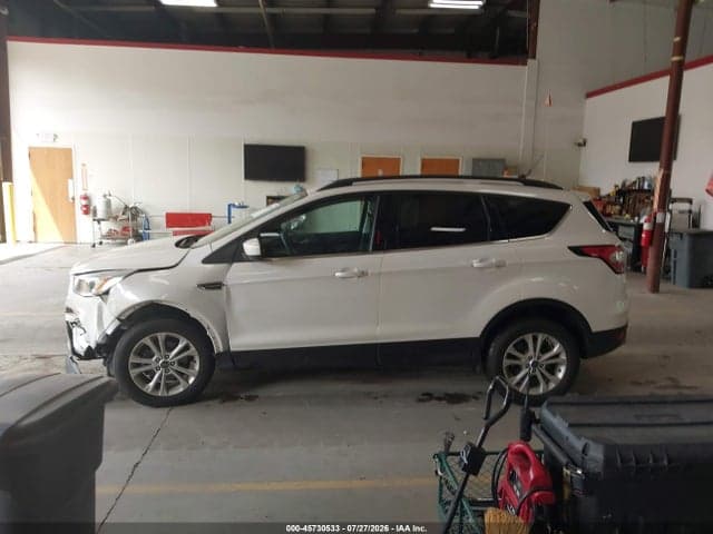 2018 FORD ESCAPE SE 14