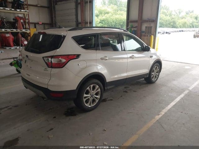 2018 FORD ESCAPE SE 4