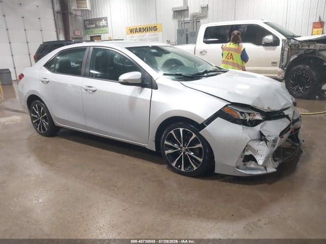 2019 TOYOTA COROLLA SE 1
