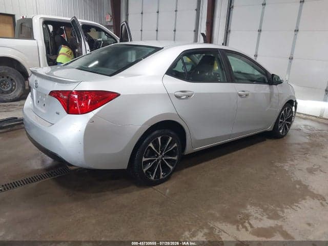 2019 TOYOTA COROLLA SE 4
