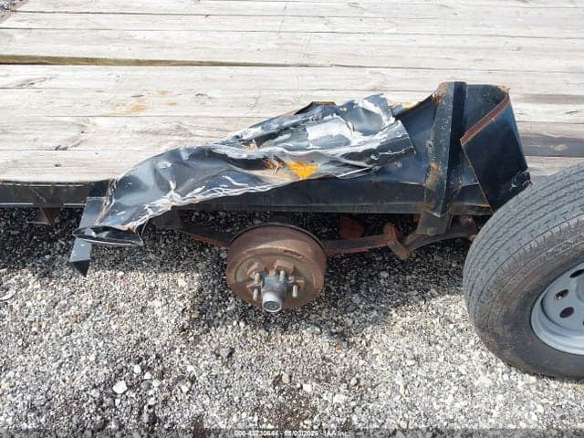 2021 MAX BUILT TRAILERS TRAILER 6