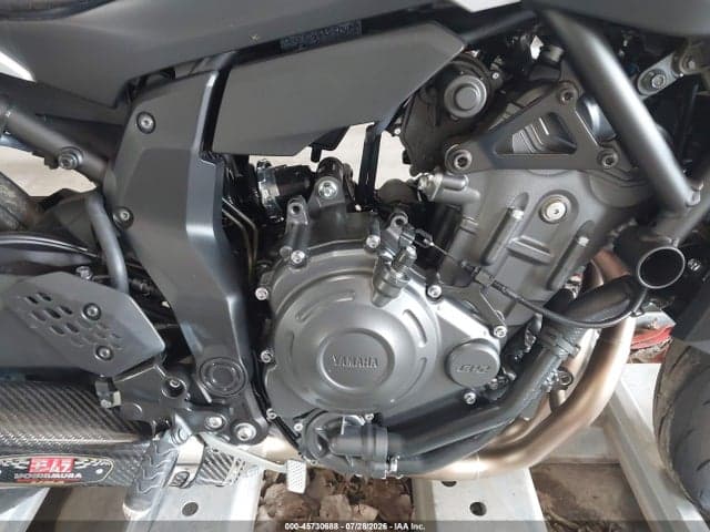 2026 YAMAHA MTN690 8