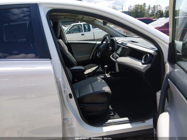 2017 TOYOTA RAV4 PLATINUM 5