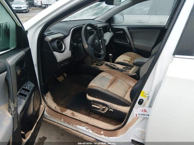 2017 TOYOTA RAV4 PLATINUM 6