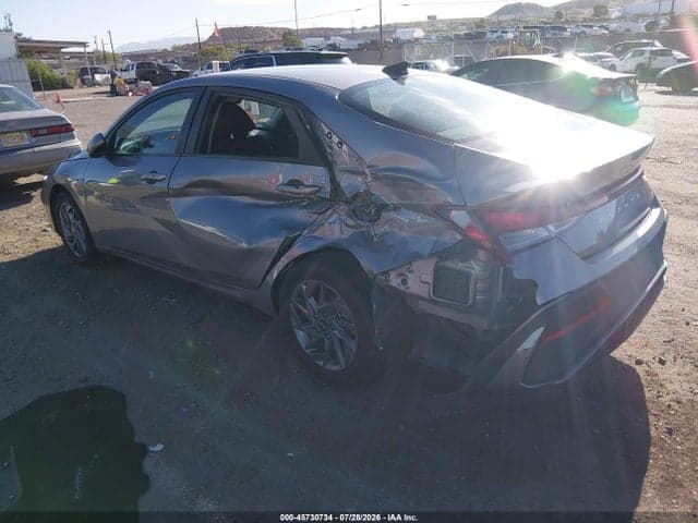 2024 HYUNDAI ELANTRA SEL 3
