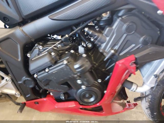 2024 HONDA CBR650 R 8