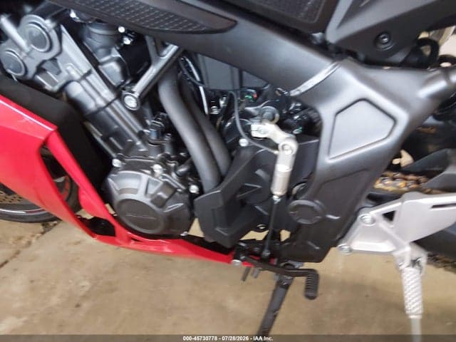 2024 HONDA CBR650 R 9