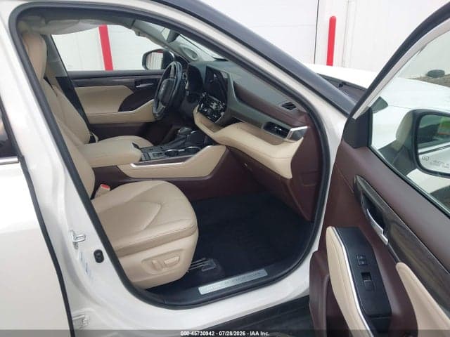 2021 TOYOTA HIGHLANDER HYBRID LIMITED 5
