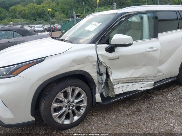 2021 TOYOTA HIGHLANDER HYBRID LIMITED 6