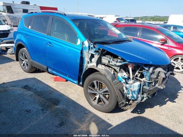 2017 TOYOTA RAV4 XLE 1