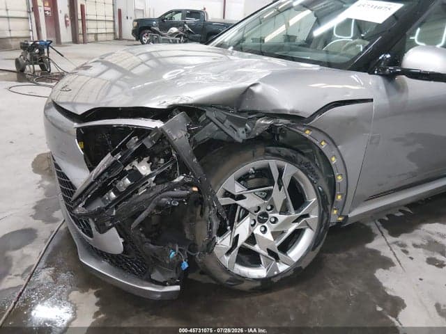 2024 GENESIS GV60 PERFORMANCE AWD 6