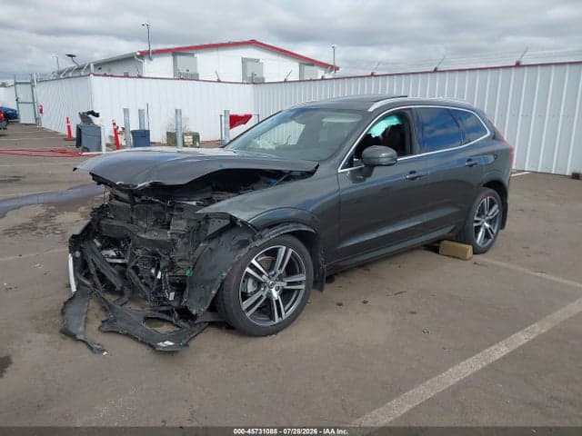 2018 VOLVO XC60 T5 MOMENTUM 2