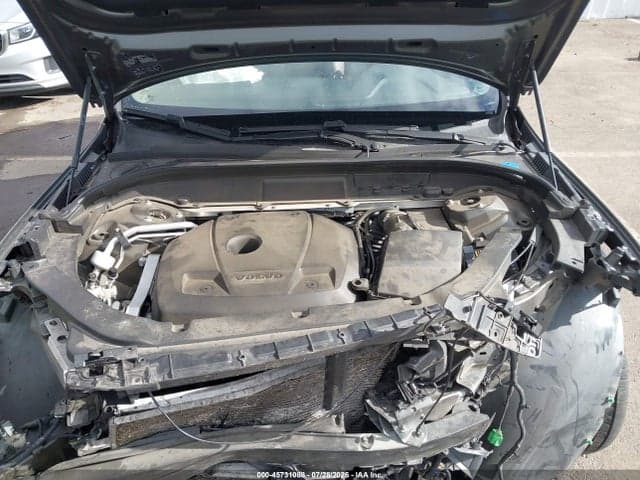 2018 VOLVO XC60 T5 MOMENTUM 10
