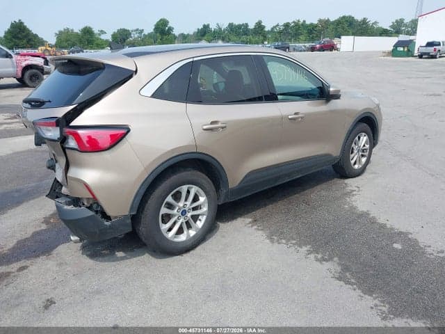 2021 FORD ESCAPE SE 4