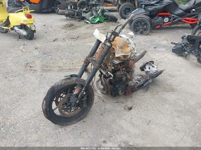 2023 KTM 790 DUKE 2