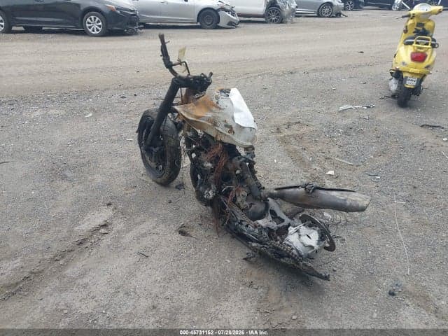 2023 KTM 790 DUKE 3