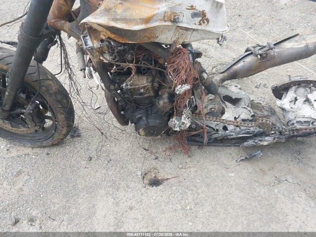 2023 KTM 790 DUKE 9