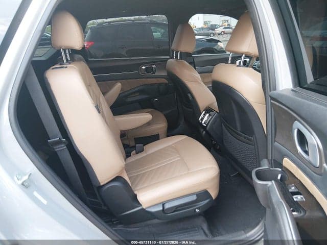 2025 KIA SORENTO X-LINE SX PRESTIGE 8