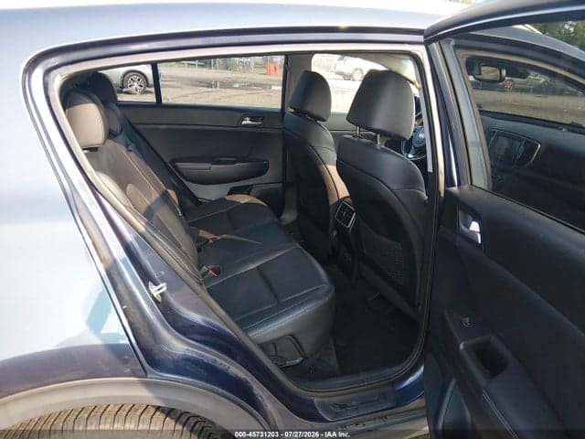 2017 KIA SPORTAGE EX 8