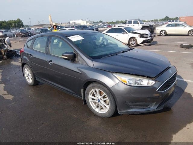 2017 FORD FOCUS SE 1