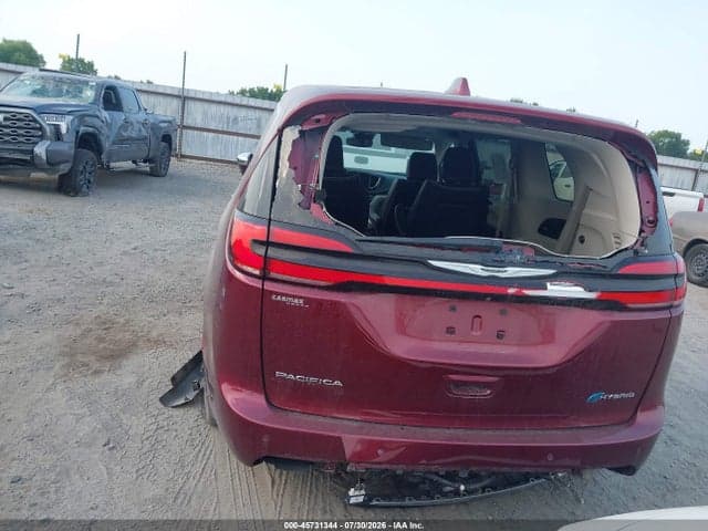 2022 CHRYSLER PACIFICA HYBRID LIMITED 17