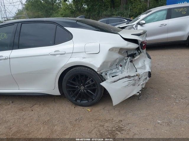 2023 TOYOTA CAMRY XSE AWD 6