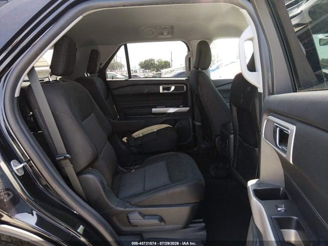 2023 FORD EXPLORER XLT 8