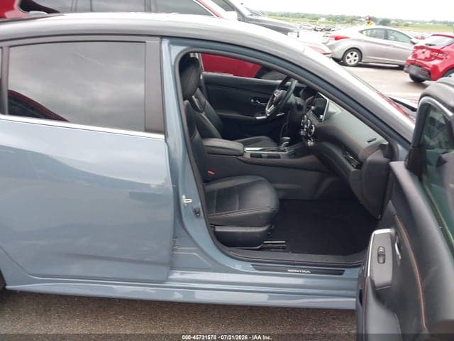 2025 NISSAN SENTRA SR 5