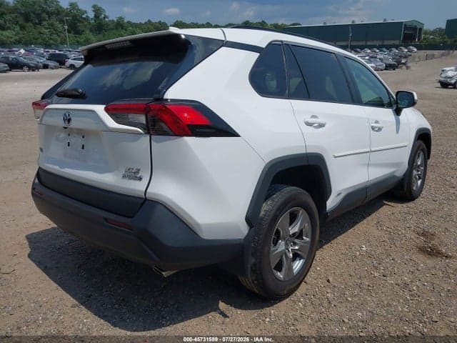 2024 TOYOTA RAV4 HYBRID XLE 4