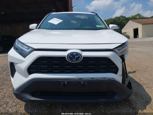 2024 TOYOTA RAV4 HYBRID XLE 6